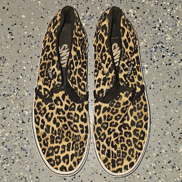 Vans Animal Print Slip-On Shoes - Picture 1 of 4